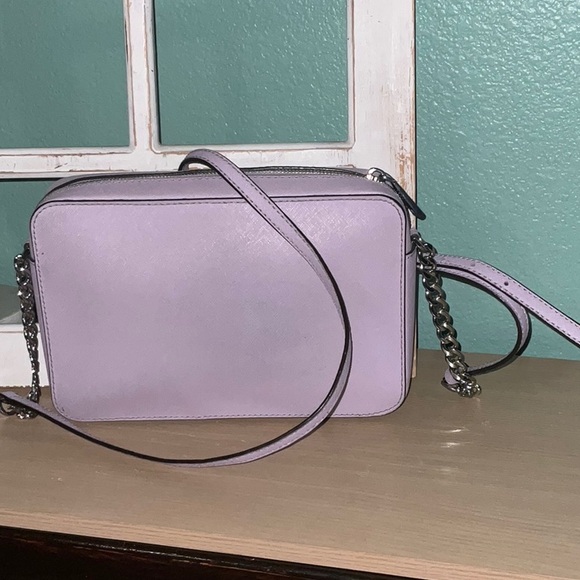 Michael Kors Lilac Jet Set Crossbody Bag - Picture 5 of 16
